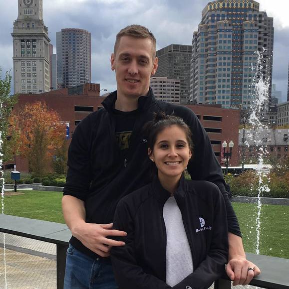 Meet your Posher, Ariel - Picture 1 of 1